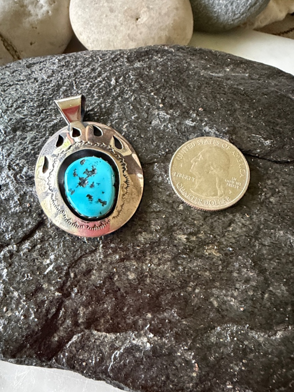 Vintage Bear Paw Navajo Turquoise Pendant - Picture 7 of 7